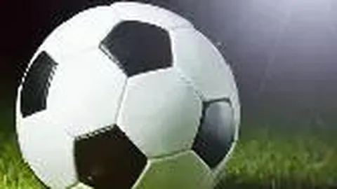 《曼联赛季展望：本-福斯特直言不讳，预测英超排名或止步第八巅峰》